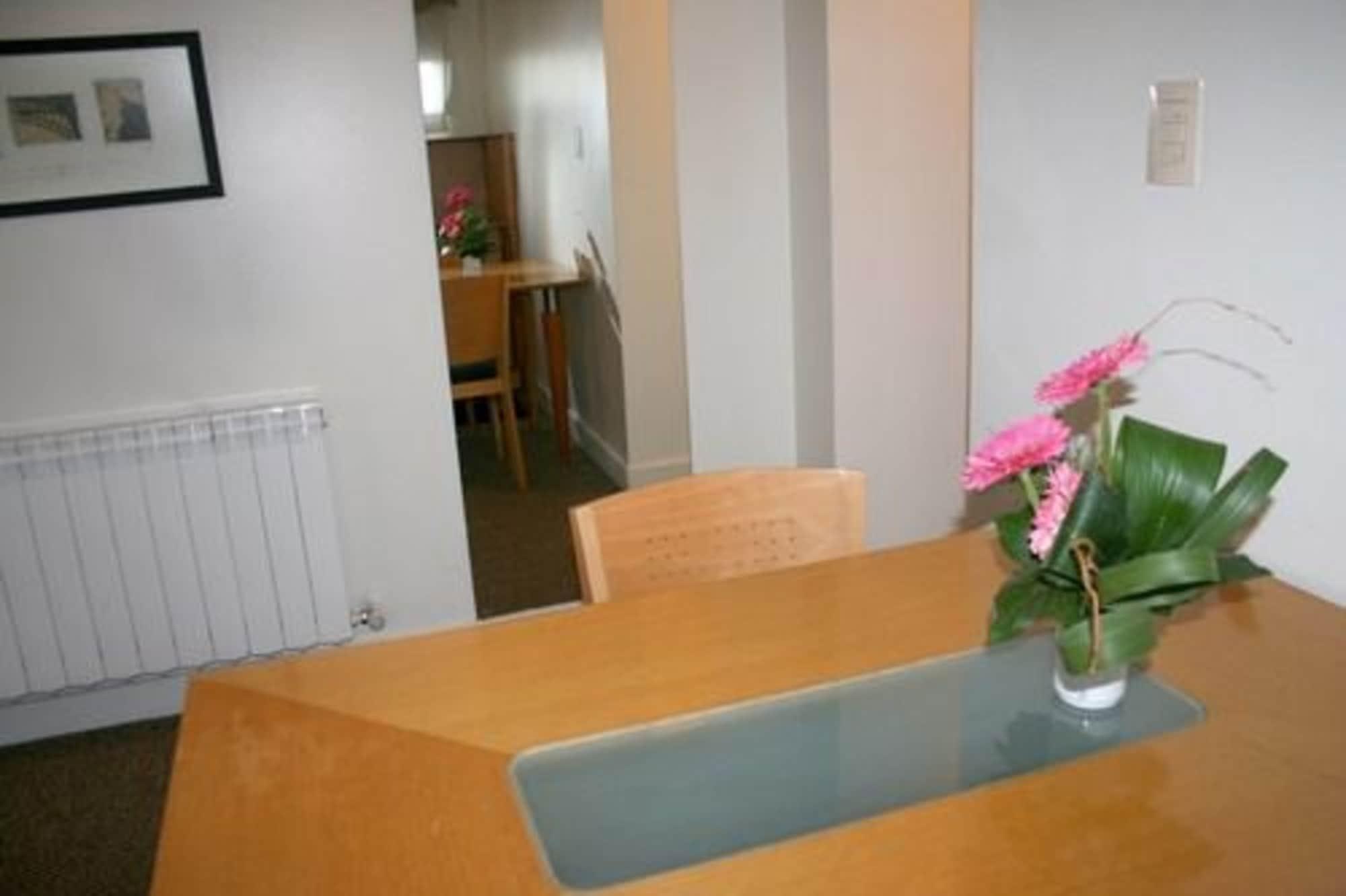 Urbana Suites Mendoza Ngoại thất bức ảnh